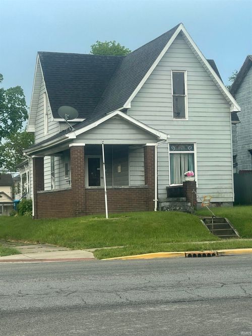 1631 E Broadway, Logansport, IN, 46947-3262 | Card Image