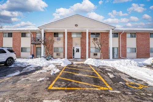 apt-107-703 E Fullerton Ave, GLENDALE HEIGHTS, IL, 60139-2939 | Card Image
