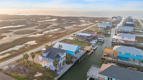 c257p-530 Dolphin Street, Freeport, TX, 77541 | Card Image