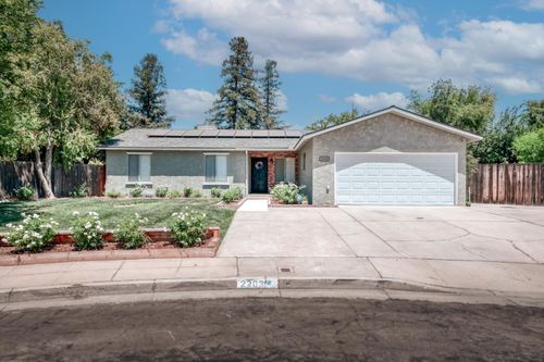 2203 Purdue Ave, Clovis, CA, 93611-4020 | Card Image