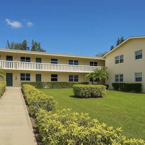 104-104 Windsor E, West Palm Beach, FL, 33417-2419 | Card Image