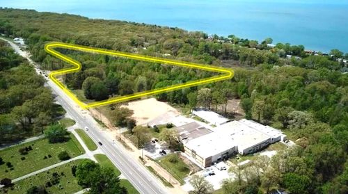 18300 Us Highway 12, New Buffalo, MI, 49117-8937 | Card Image