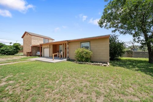 1101 Barnes Ave, Big Spring, TX, 79720-5146 | Card Image