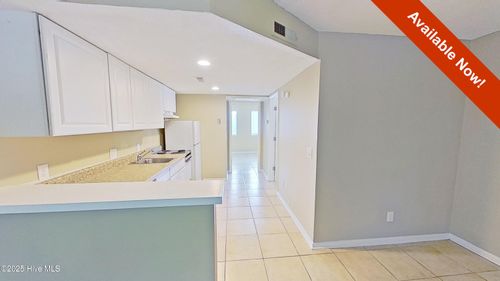 8-4750 Seahawk Sq, Wilmington, NC, 28403-4420 | Card Image