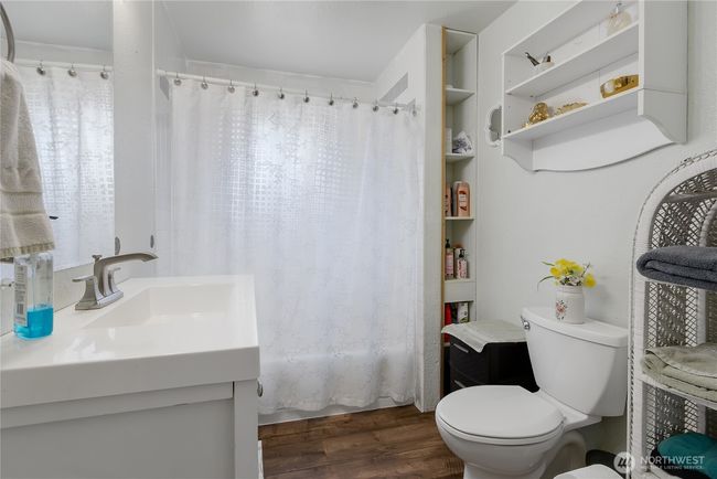 DADU bathroom | Image 28