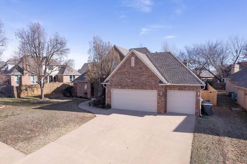 2416 Glen Hollow Rd, Edmond, OK, 73034-4288 | Card Image