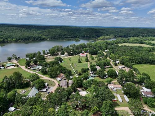 105 Oak Dr, Spavinaw, OK, 74366-1095 | Card Image