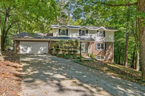 2218 Rocky Face Cir, Dalton, GA, 30720-2921 | Card Image
