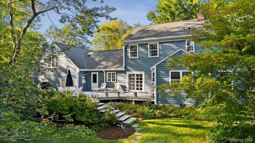 12 Stonewall Ct, South Salem, NY, 10590-1905 | Card Image