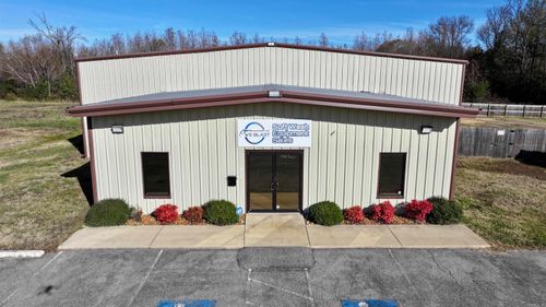 1900 Brack St, Searcy, AR, 72143-7130 | Card Image