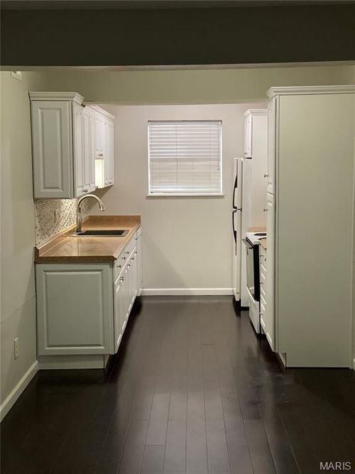 1731-1731 Gascony Parc Dr, Lake St Louis, MO, 63367-1134 | Card Image