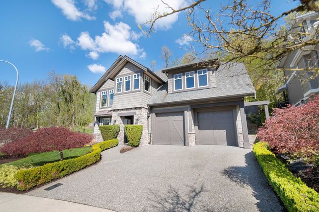 3520 Applewood Drive, House other with 5 bedrooms, 3 bathrooms and 4 parking in Abbotsford BC | Image 2
