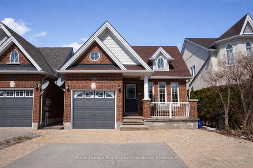 1128 Kell St, Innisfil, ON, L9S4W4 | Card Image
