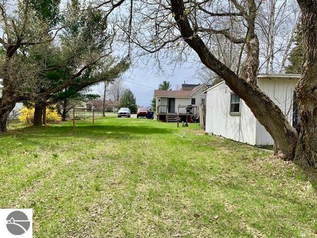 1871 Pine Tree, House other with 2 bedrooms, 1 bathrooms and null parking in Grawn MI | Image 10