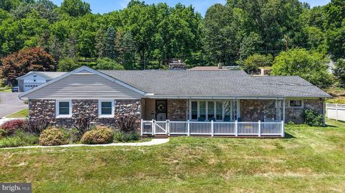 400 Friedensburg Rd, READING, PA, 19606-1513 | Card Image