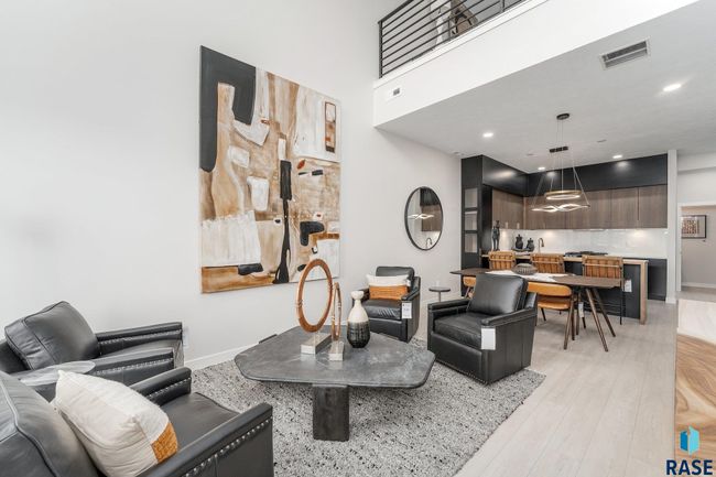 108 N Bryggen Pl, Townhouse with 3 bedrooms, 3 bathrooms and null parking in Sioux Falls SD | Image 5