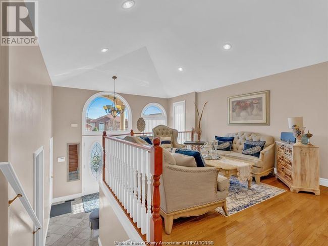 1840 St. Christopher Crt, House other with 4 bedrooms, 3 bathrooms and null parking in Windsor ON | Image 9