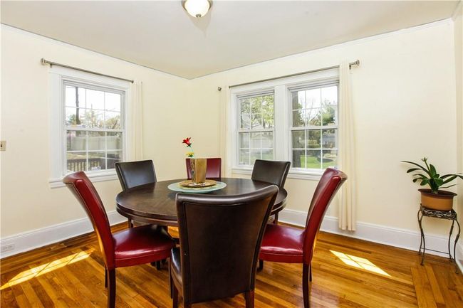 Dining room. | Image 9