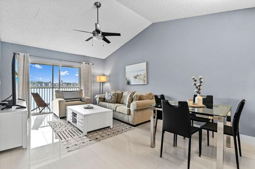 203-5530 Lakeside Dr, Margate, FL, 33063-7608 | Card Image