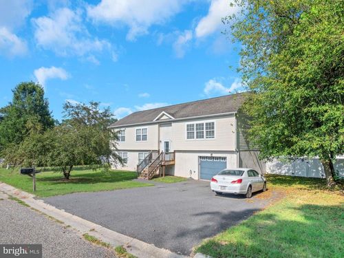 9 Greenlawn Ct, MILLVILLE, NJ, 08332-1700 | Card Image