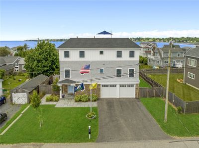 59 Crest Street, House other with 5 bedrooms, 3 bathrooms and 6 parking in Middletown RI | Image 3