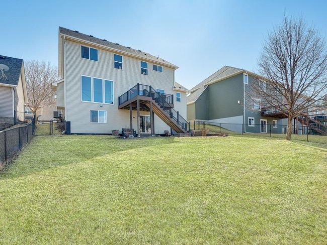 The yard is flat, and fully fenced for your furry friends :-) | Image 7