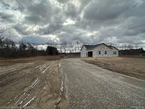 2080 Bowers Rd, Lapeer, MI, 48446-3306 | Card Image
