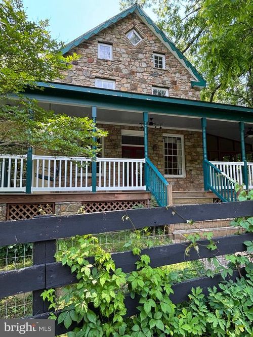 329 Old Bridge Rd, Amissville, VA, 20106-2139 | Card Image