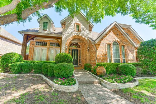 2621 Elmbrook Dr, Carrollton, TX, 75010-4222 | Card Image