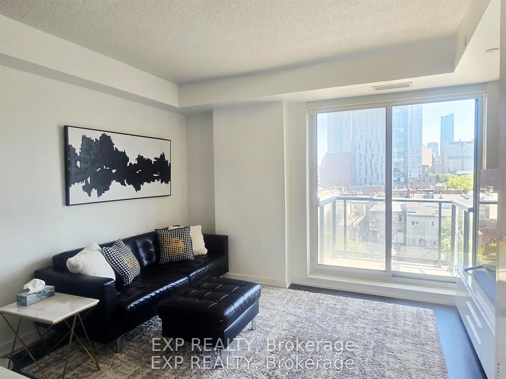 Residential in Toronto C01 2