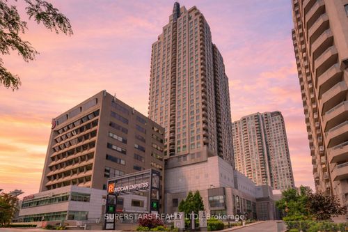 1509-8 Hillcrest Ave, North York, ON, M2N6Y6 | Card Image