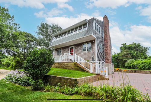 9 Honeysuckle Ln, Orleans, MA, 02653-3029 | Card Image