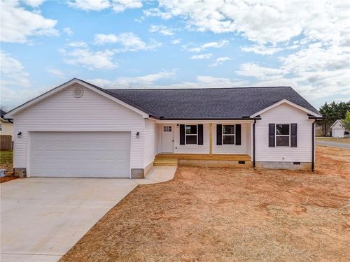 22 Lyndsey Dr, Chatsworth, GA, 30705-3327 | Card Image