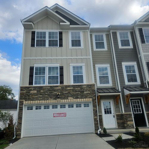 3690 Brookdale Dr, Cincinnati, OH, 45211 | Card Image