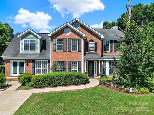 9800 Ashley Farm Dr, Matthews, NC, 28105-4548 | Card Image