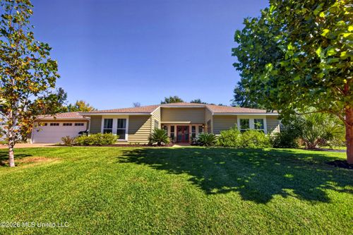 440 Cove Dr, Biloxi, MS, 39531-2002 | Card Image