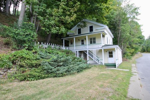 7639 Us Route 9, Elizabethtown, NY, 12932-2604 | Card Image