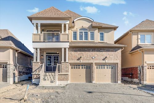 3 Grieve St, Sutton West, ON, L0E1R0 | Card Image