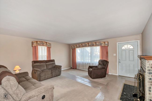 04-Living Room | Image 4