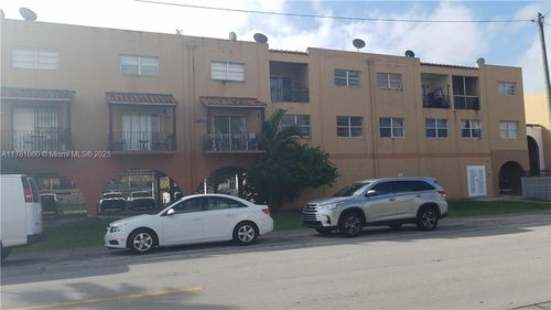 apt-38-1300 W 53rd St, Hialeah, FL, 33012-3068 | Card Image