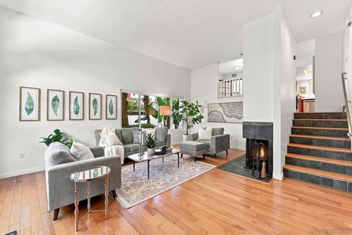 3982 La Jolla Village Dr, La Jolla, CA, 92037-1422 | Card Image