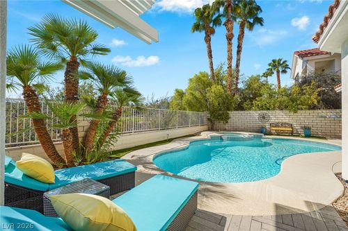 1929 Davina St, Henderson, NV, 89074-1020 | Card Image