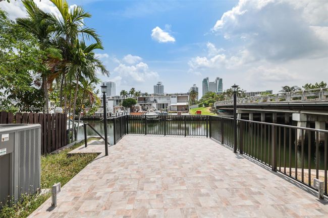 45 - 600 Ne 25th Ave, Condo with 3 bedrooms, 2 bathrooms and null parking in Hallandale Beach FL | Image 37