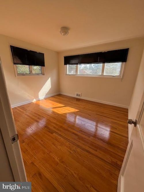 2421 Evans Drive, SILVER SPRING, MD, 20902 | Card Image