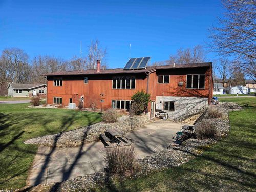 219 James St, Portage, WI, 53901-1527 | Card Image