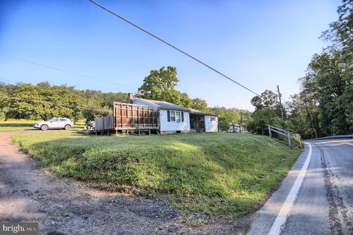 12270 Buffalo Trce, Millerstown, PA, 17062-9248 | Card Image
