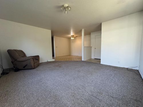 437 Trent St, Biggs, CA, 95917-9645 | Card Image