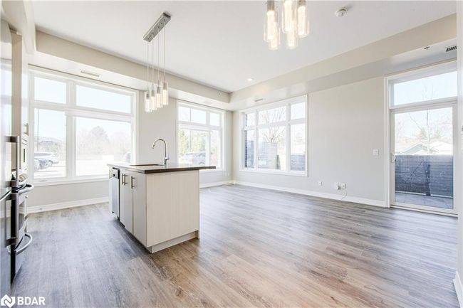 109 - 457 Plains Rd E, House attached with 2 bedrooms, 2 bathrooms and 1 parking in Burlington ON | Image 9