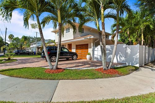 2801 N 38th Ave, Hollywood, FL, 33021-3002 | Card Image