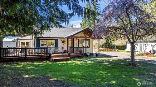 15115 Martinson Rd Se, Yelm, WA, 98597-8519 | Card Image